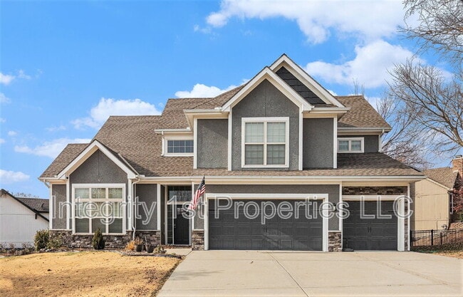 Building Photo - 6388 NW Sioux Dr