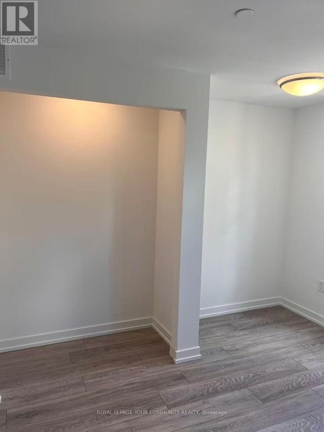 Building Photo - 30 Calamint Ln.