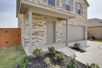 Building Photo - 10915 Tawny Rdg Dr