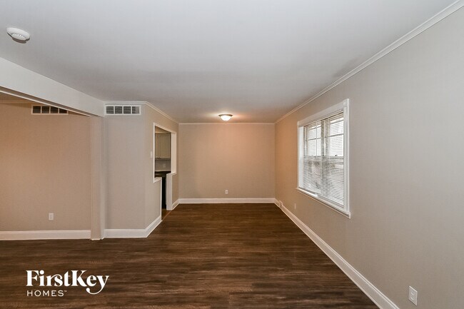 Foto del edificio - 5442 Blackwell St