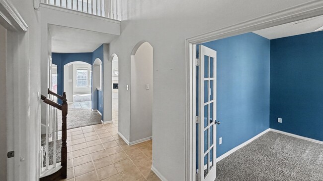 Building Photo - Elegant 2-Story Home with Office, Game Room & Lake-Community Living in Sunset Pointe