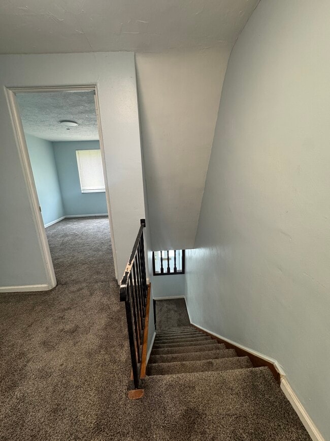 Building Photo - 355 Macassar Dr