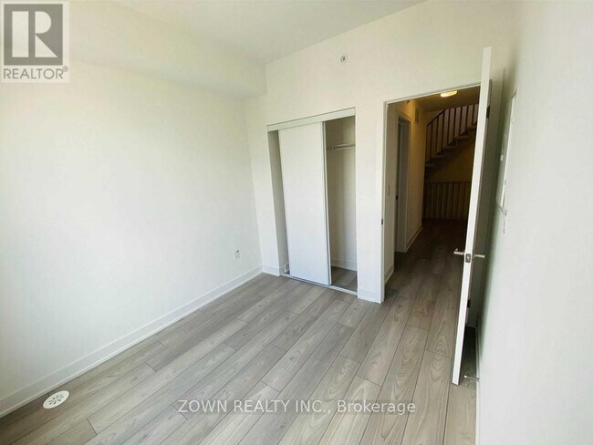 Building Photo - 3476-3476 Widdicombe Way