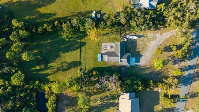 Foto del edificio - 1940 Blackfoot Trail