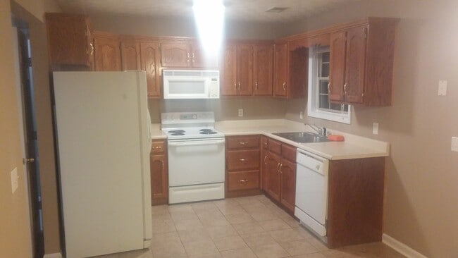 Foto del edificio - 125 Mallory Ct