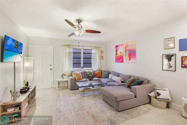 Foto del edificio - 1410 NE 17th Ct