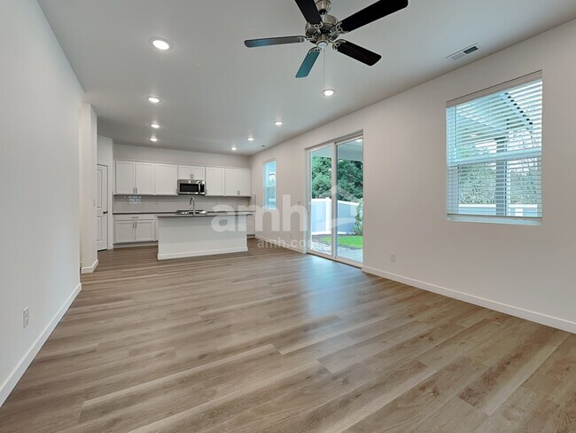 Foto del edificio - 5304 Turnstone St SE