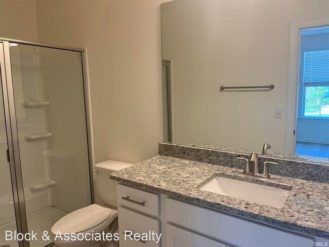 Building Photo - 4 br, 3.5 bath House - 7011 Gentle Pines P...