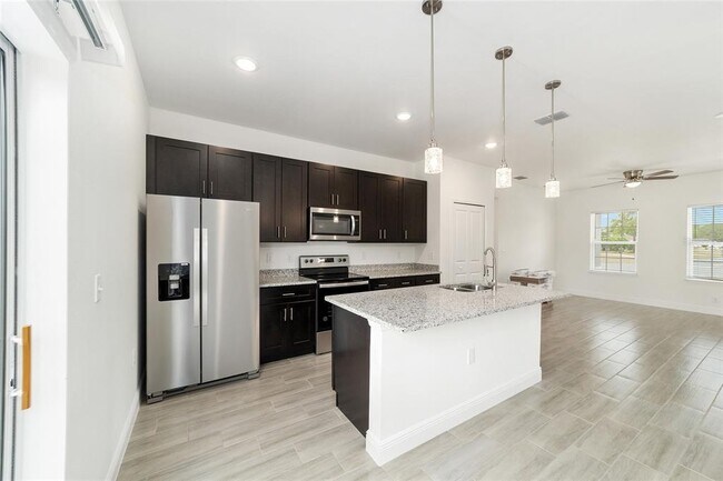 Foto del edificio - 4130 SW 130th Loop