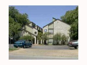 Building Photo - 2813 Rio Grande St