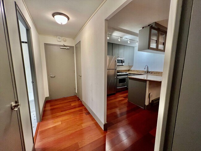 Foto del edificio - Iconic First Hill Condo