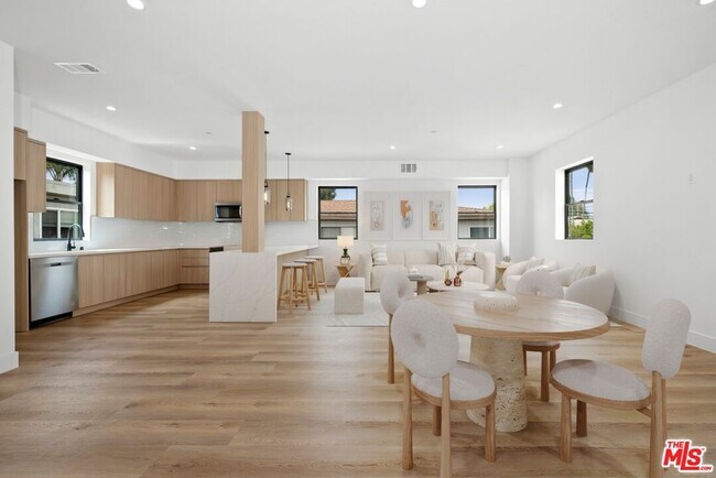 Foto del edificio - 5545 Calhoun Ave