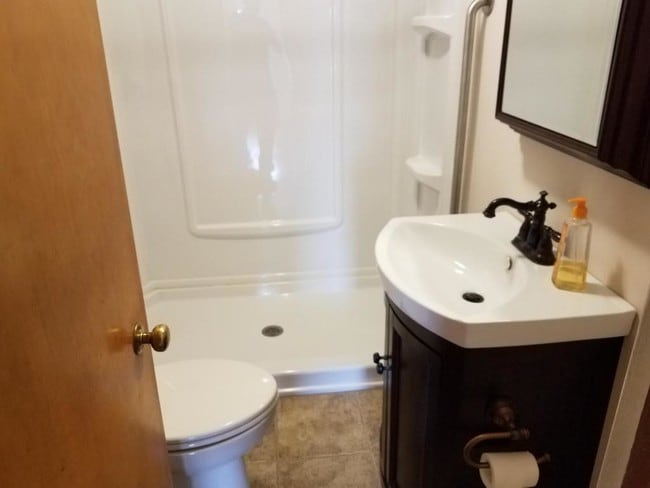 Photo - 1265 Scuffling Hill Rd House