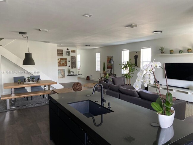Foto del edificio - 10727 NW 75th Terrace