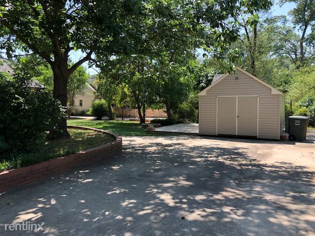 Foto del edificio - 2 br, 1.5 bath House - 1500 W Lake Dr
