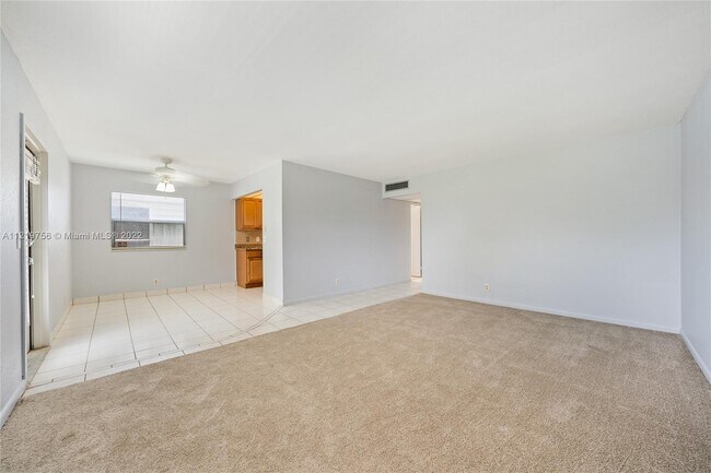 Building Photo - 516 Monaco Blvd