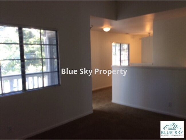 Building Photo - 417 Ash Ln