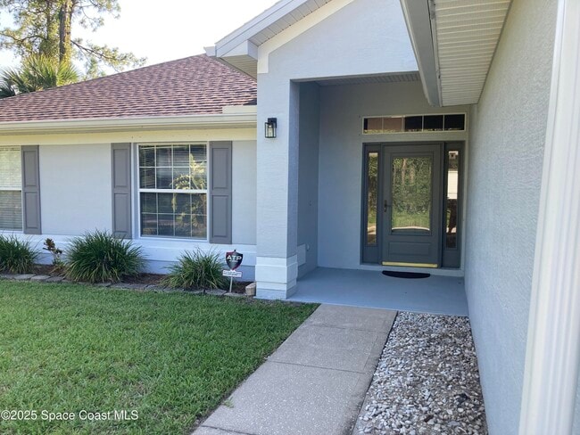 Foto del edificio - 232 Croquet Ave NE