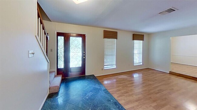 Building Photo - 13603 Balmore Cir