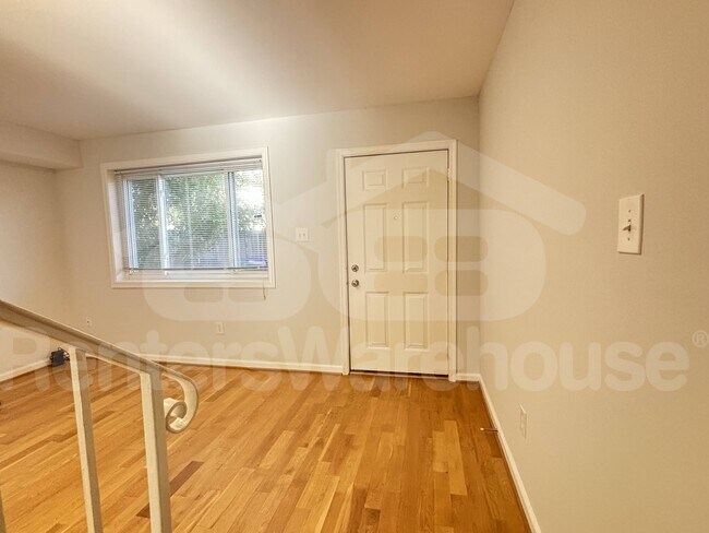 Foto del edificio - 1216 Westview Terrace