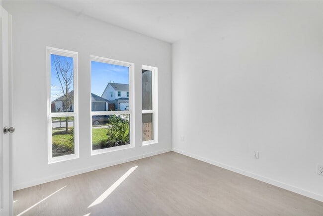 Building Photo - 13728 Windward Mist Dr