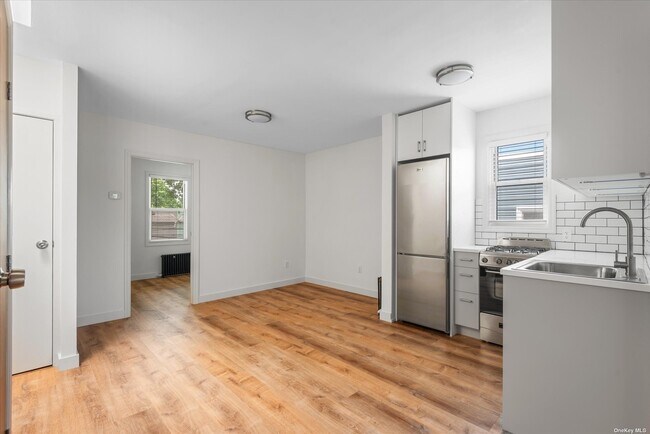 Building Photo - 59-39 60th St