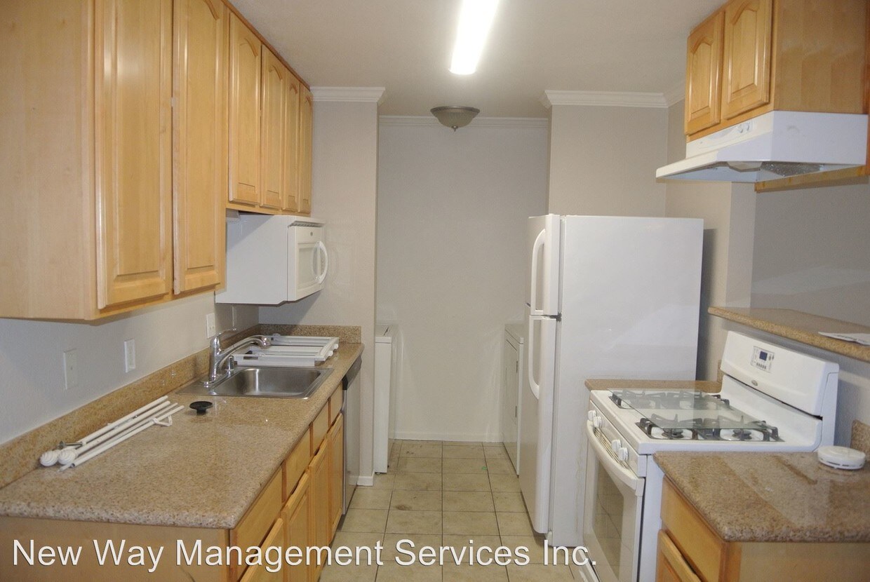 Foto principal - 2 br, 2 bath House - 2107 Lakeview Circle