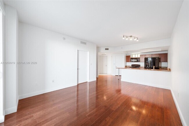 Foto del edificio - 7280 SW 90th St