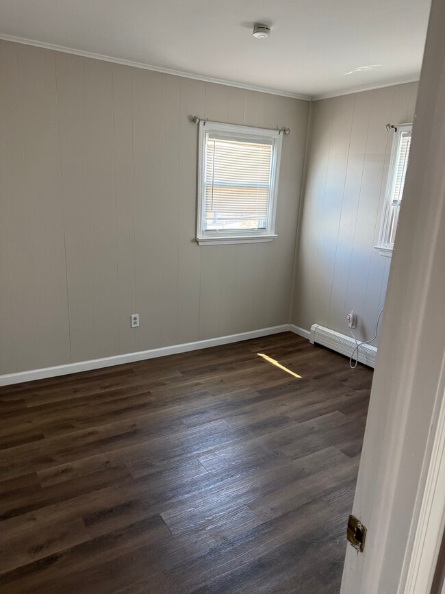 Building Photo - 200 Hiering Ave