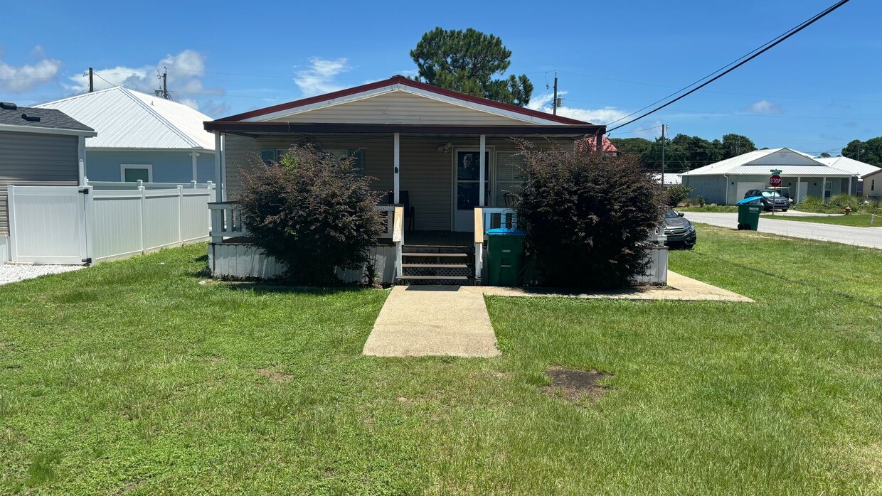 Primary Photo - Alta Vista Dr