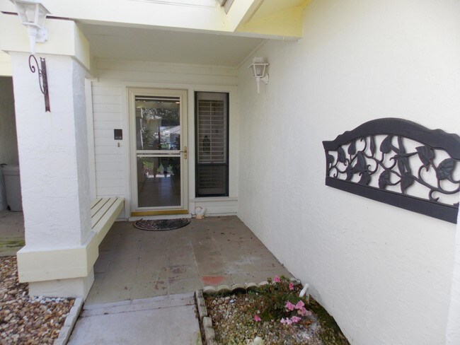 Building Photo - 5641 SE Foxcross Place  Stuart Fl 34997