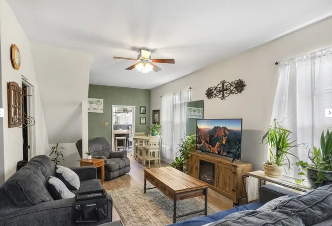 Foto del edificio - 905 6th Ave N