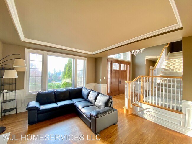 Building Photo - 5 br, 4.5 bath House - 17094 SE 65th Place