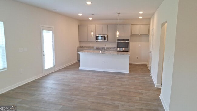 Building Photo - 1628 Fuma Leaf Way