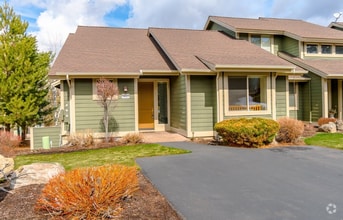 Building Photo - 10664 Village Loop