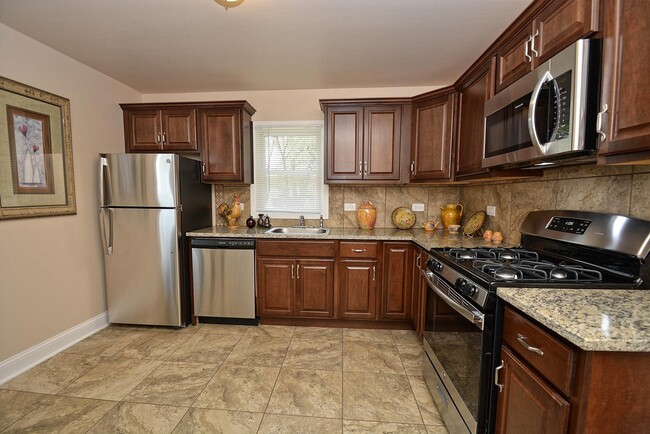 Updated kitchen - 39 N State St