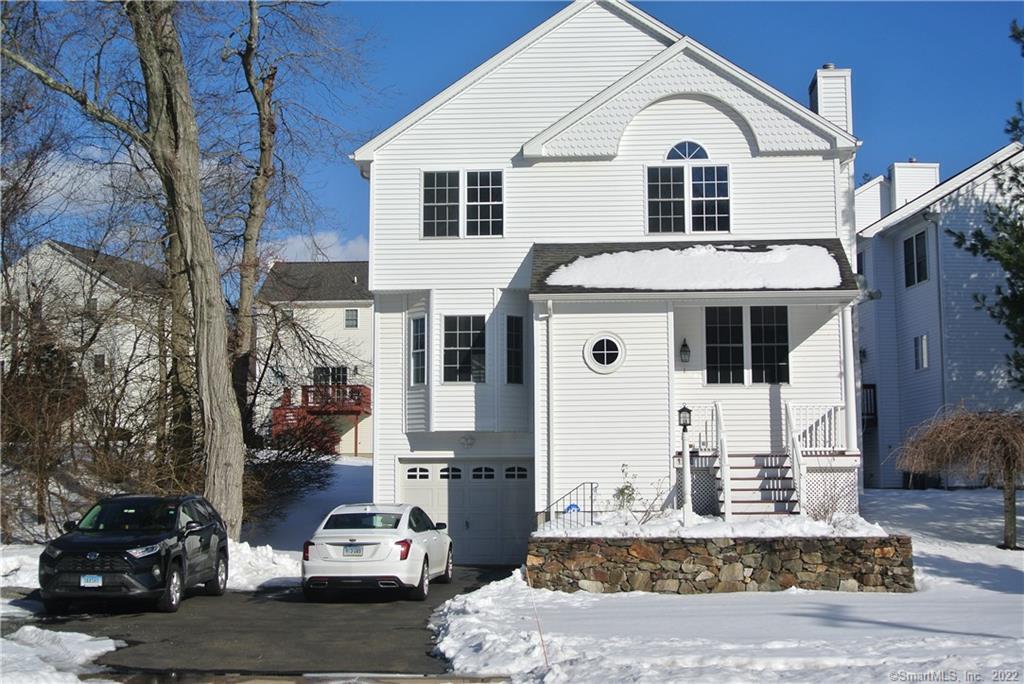 Primary Photo - 1260 Cutspring Rd