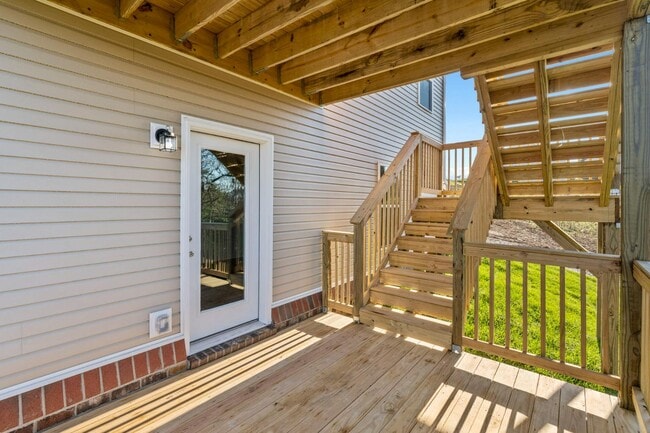 Building Photo - 929 Camden Ct