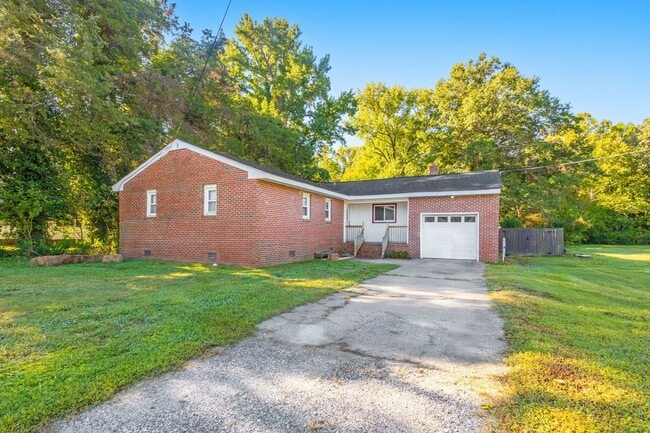 4 Bed 2 Bath Home for Rent ! - 4 Bed 2 Bath Home for Rent !