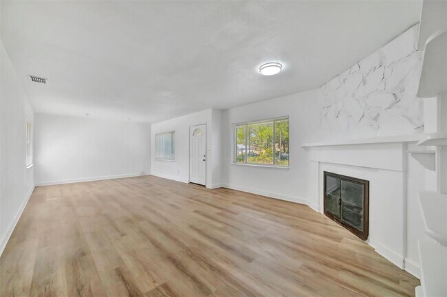 Foto del edificio - 6348 7th Ave N