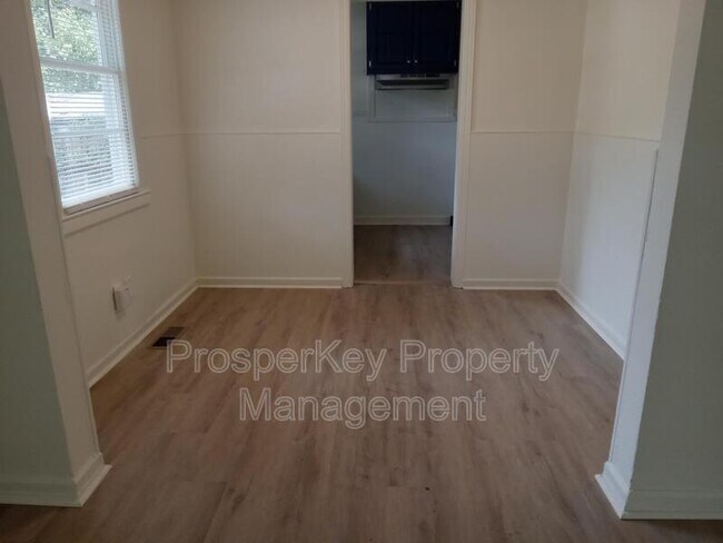 Foto del edificio - 2836 Knox St