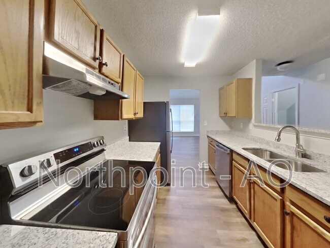 Building Photo - 4140 Ravenwood Ct