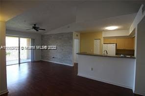 Building Photo - 2160 E Preserve Way