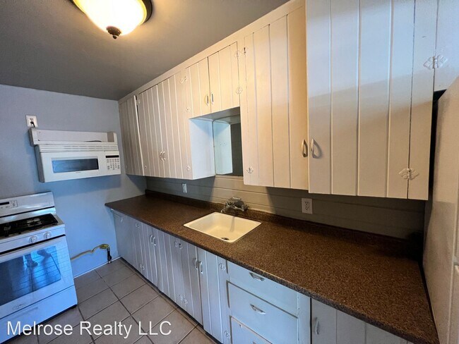 Foto del edificio - 1 br, 1 bath House - 620 NW 27th Street