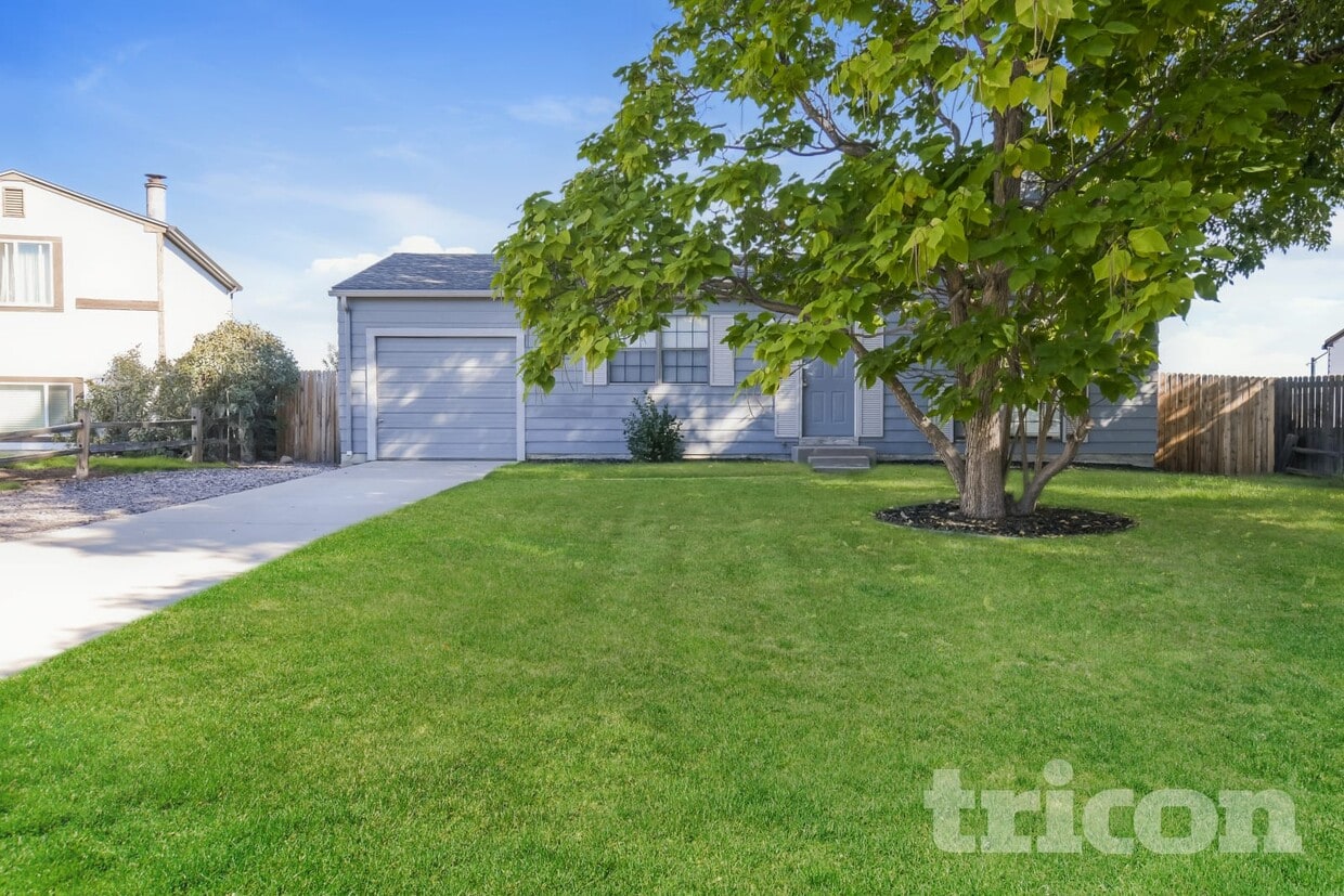 Primary Photo - 10435 W 107th Pl