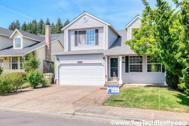 Foto del edificio - Charming 3 BD | 2.5 BTH Single Family Home In Deerfield Neighborhood! Great Location & Quiet Neig...