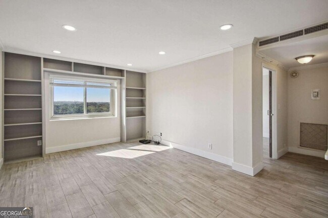 Foto del edificio - 2285 Peachtree Rd NE