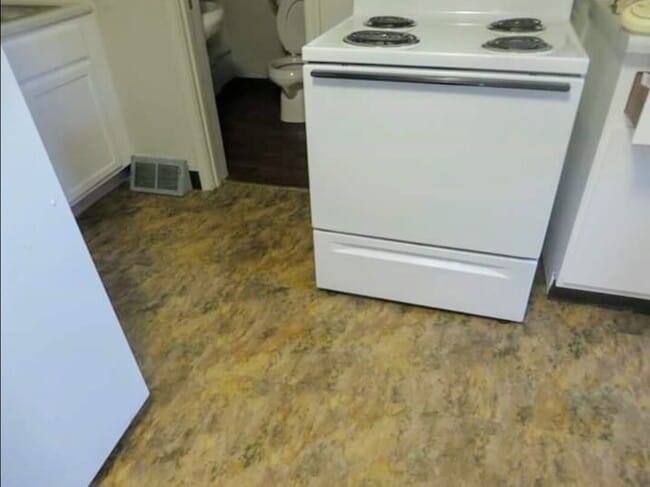 Updated flooring - 901 S 10th Ave