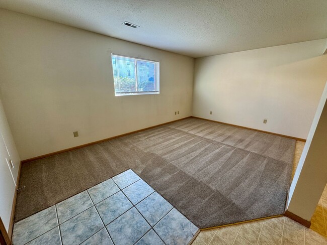 Interior Photo - Lakeland Villa Apartments