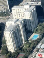 Building Photo - 2170 Century Park E